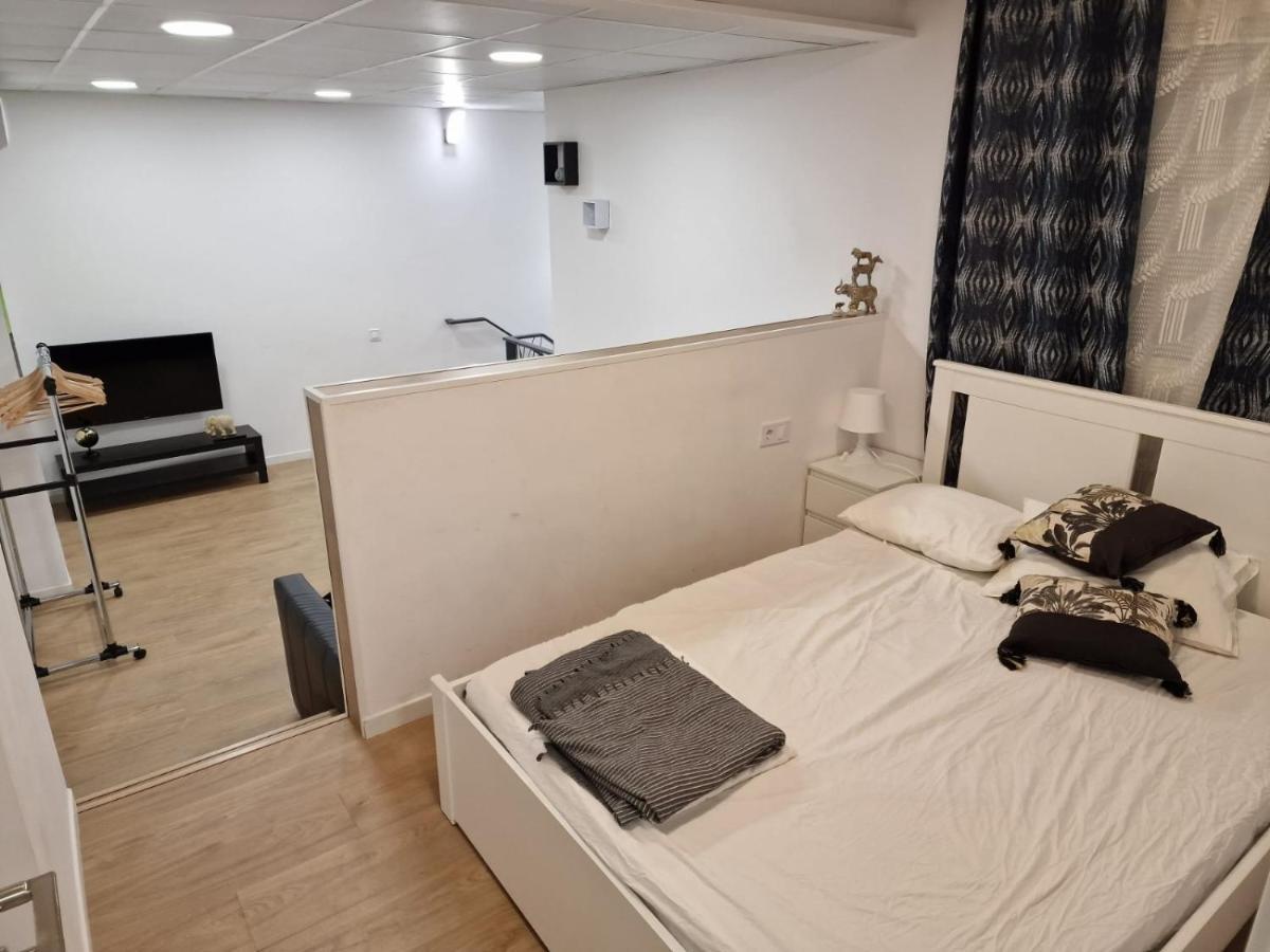 אפרטהוטל ולנסיה Moderno Apartamento Del Arquitecto מראה חיצוני תמונה